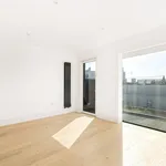 Rent 1 bedroom apartment of 57 m² in London