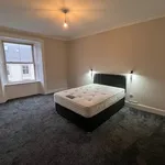 Rent 4 bedroom house in Scotland