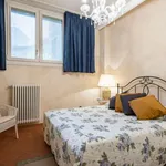 Rent 2 bedroom apartment in florence