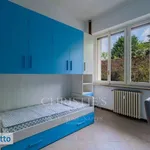 Rent 4 bedroom apartment of 85 m² in Milan