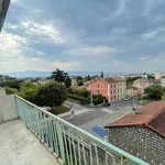 Rent 3 bedroom apartment of 51 m² in Romans-sur-Isère