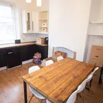 Rent 4 bedroom house in Calderdale