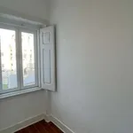 Rent 2 bedroom apartment of 55 m² in lisbon