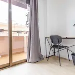 Rent a room of 130 m² in valencia