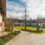 Rent 4 bedroom apartment of 257 m² in Bergamo