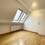 Huur 4 slaapkamer huis van 195 m² in Sint-Pieters-Woluwe