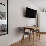 Rent 1 bedroom apartment of 35 m² in Magdeburg