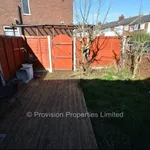 Rent 4 bedroom house in Leeds