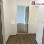 Pronajměte si 3 ložnic/e byt o rozloze 68 m² v Mělník