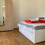 Maison de 104 m² avec 3 chambre(s) en location à Saintes