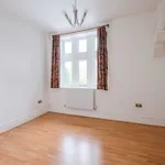 Rent 3 bedroom apartment in Yorkshire And The Humber