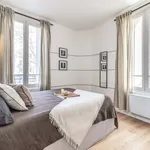 Rent 3 bedroom apartment of 68 m² in Paris