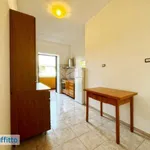 Rent 3 bedroom apartment of 90 m² in Rome