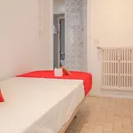 Rent a room of 136 m² in madrid