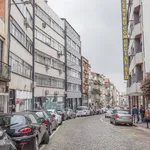 Rent 1 bedroom apartment in Porto