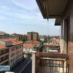 Rent 3 bedroom apartment of 105 m² in Milan