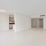 Rent 2 bedroom apartment of 149 m² in Miami-Dade