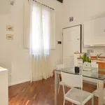 Rent 4 bedroom apartment of 45 m² in Bologna