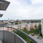 Pronajměte si 3 ložnic/e byt o rozloze 75 m² v breclav