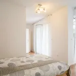 Rent a room of 100 m² in berlin