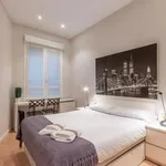 Rent 1 bedroom apartment of 452 m² in Bilbao