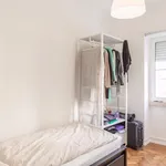 Rent 3 bedroom apartment in Lisbon