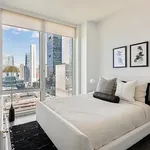 Rent 2 bedroom apartment in Manhattan