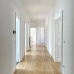 Rent 3 bedroom apartment of 102 m² in Munich