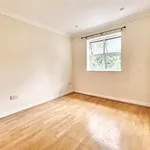 Rent 2 bedroom flat in London