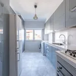 Rent 3 bedroom apartment of 104 m² in Oeiras