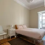 Rent 7 bedroom apartment in Lisbon