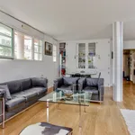 Rent 4 bedroom apartment of 106 m² in Paris