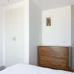 Rent 2 bedroom apartment of 70 m² in lisbon