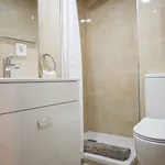 Alquilo 3 dormitorio apartamento de 667 m² en Madrid