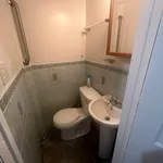 Rent 3 bedroom apartment in Queens