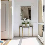 Rent 3 bedroom apartment of 98 m² in Milan