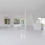 Maison de 335 m² avec 10 chambre(s) en location à Croissy-sur-Seine