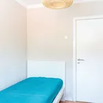 Rent a room in lisbon