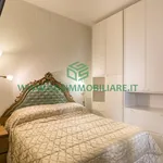 Rent 4 bedroom apartment of 70 m² in Roma