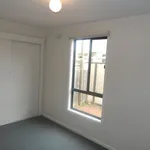 Rent 2 bedroom apartment in Geelong