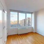 Rent 2 bedroom apartment in Manhattan