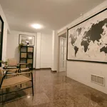 Rent a room of 160 m² in Valencia