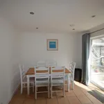 Rent 3 bedroom flat in South West England