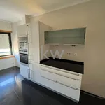 Rent 3 bedroom apartment of 96 m² in Lisbon