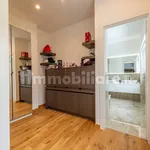 Rent 5 bedroom house of 380 m² in Rome