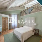 Rent 4 bedroom apartment of 175 m² in Florence