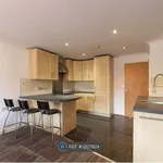 Rent 4 bedroom flat in East Midlands