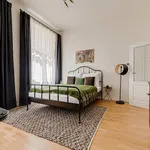 Pronajměte si 1 ložnic/e byt o rozloze 33 m² v Prague