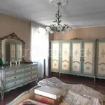 Rent 6 bedroom house of 200 m² in Borgofranco d'Ivrea