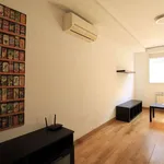 Rent 1 bedroom apartment of 35 m² in madrid